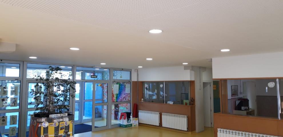 Canvis en l’enllumenat de l’escola i la llar d’infants per la millora energètica del equipament